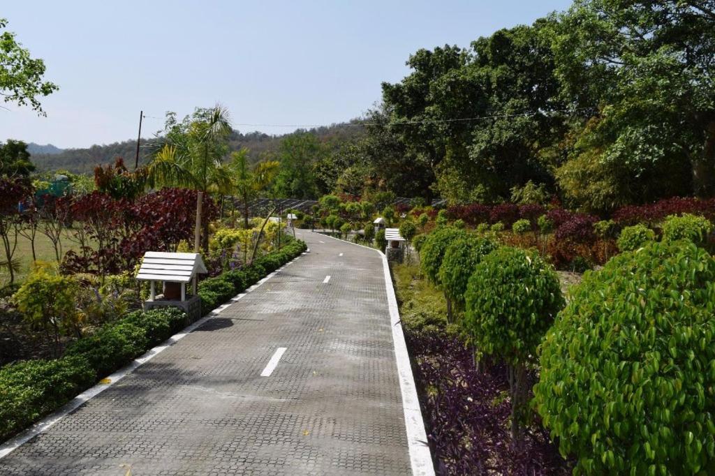 Kabeela Tashree Resort Ranikhet Exteriér fotografie